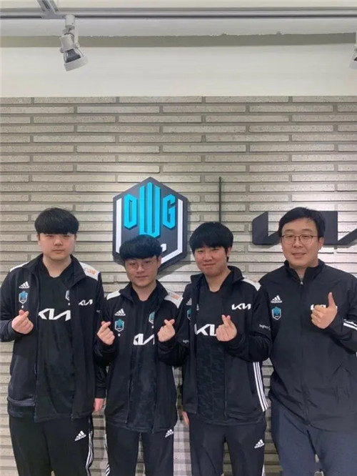 高超的竞技 高超的竞技