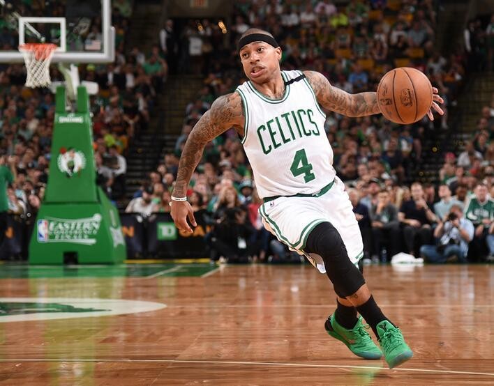 表现出色 表现出色