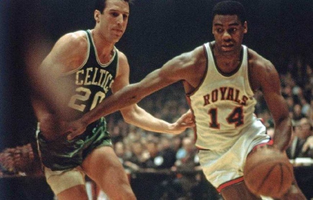 何在与勇士 何在与勇士