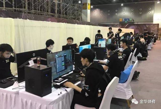 赛程密集的 赛程密集的